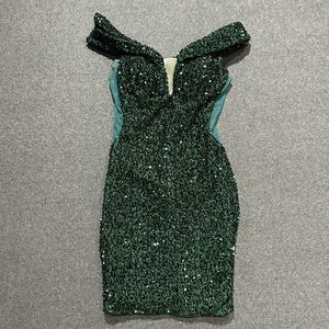 Cinderella Divine Ladies Emerald Green Bodycon Sequin Plunge V Prom Dress Small